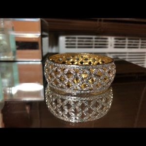 Women’s bracelet